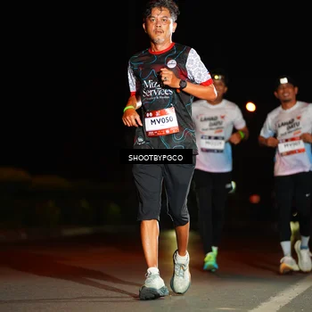 Runner Photo 7800945