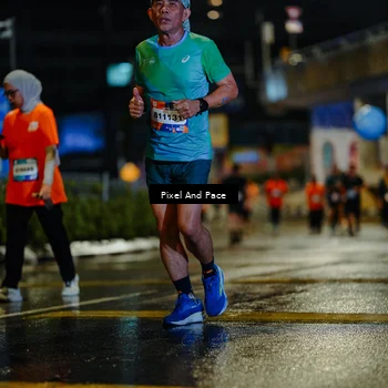 Runner Photo 7800975