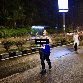 Runner Photo 7800977