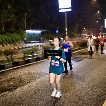 Runner Photo 7800997