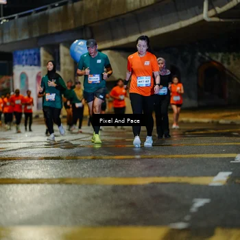 Runner Photo 7801000