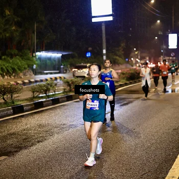 Runner Photo 7801008
