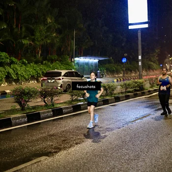 Runner Photo 7801010