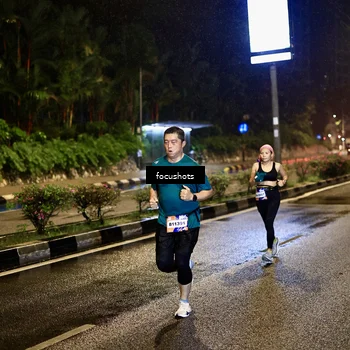 Runner Photo 7801032