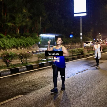 Runner Photo 7801033