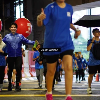 Runner Photo 7801040