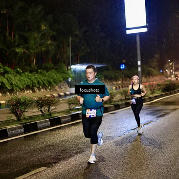 Runner Photo 7801043