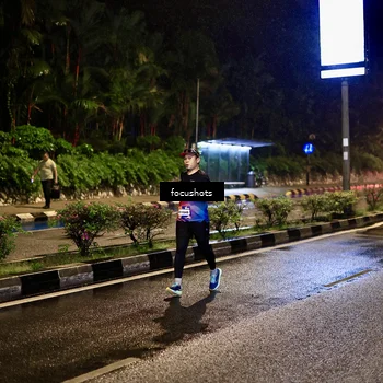 Runner Photo 7801056