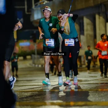 Runner Photo 7801059