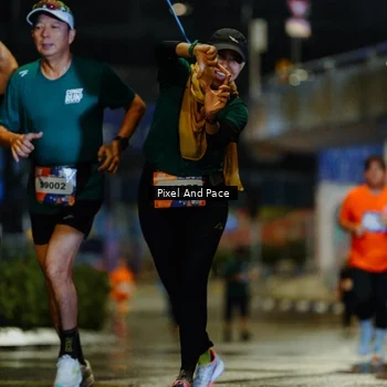 Runner Photo 7801075