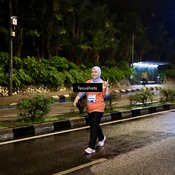 Runner Photo 7801081