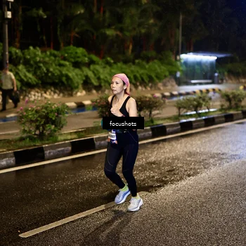 Runner Photo 7801090