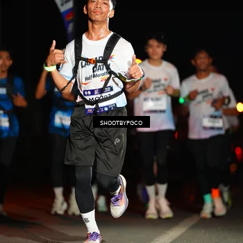 Runner Photo 7801106