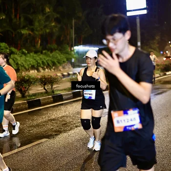 Runner Photo 7801147