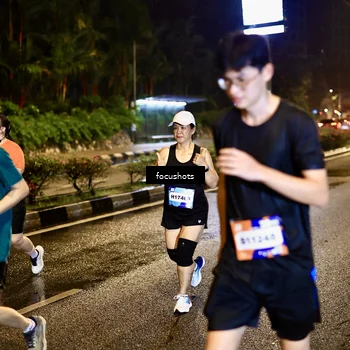 Runner Photo 7801150