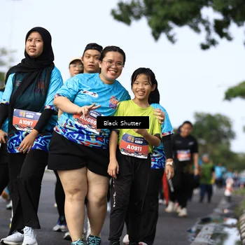 Runner Photo 7801168