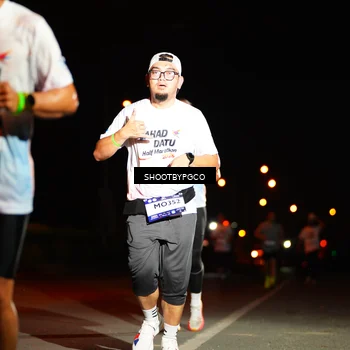 Runner Photo 7801181