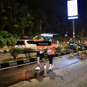 Runner Photo 7801196