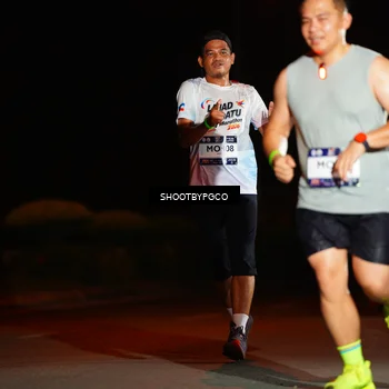 Runner Photo 7801211