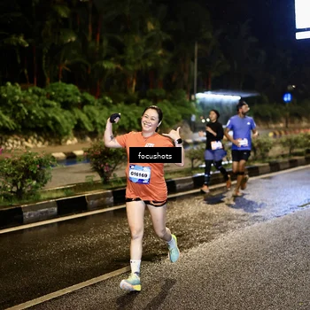 Runner Photo 7801215