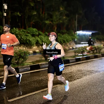 Runner Photo 7801233