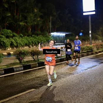 Runner Photo 7801237