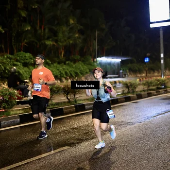 Runner Photo 7801249