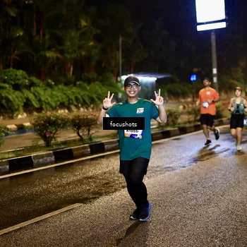 Runner Photo 7801255