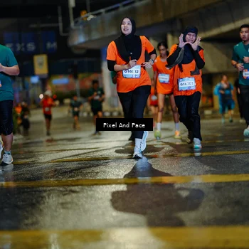 Runner Photo 7801256