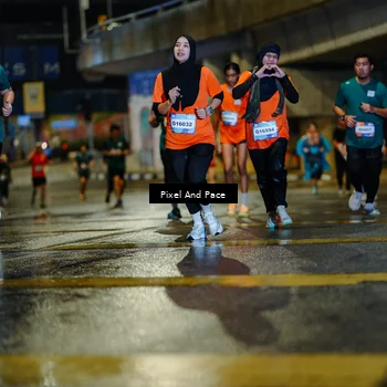 Runner Photo 7801261