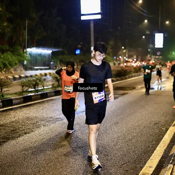 Runner Photo 7801273