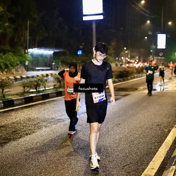 Runner Photo 7801298