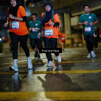 Runner Photo 7801307