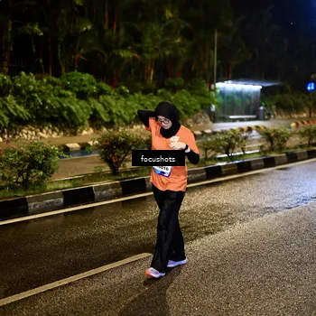 Runner Photo 7801309