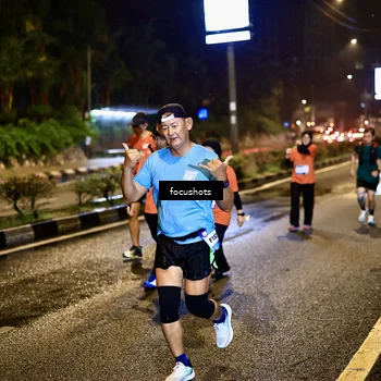 Runner Photo 7801310