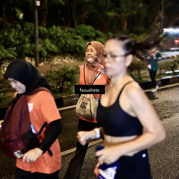Runner Photo 7801317