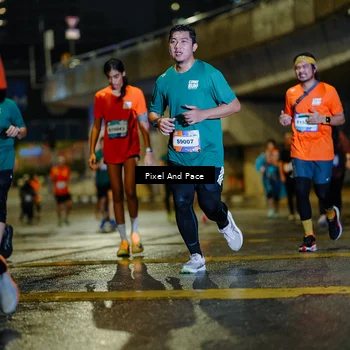 Runner Photo 7801319