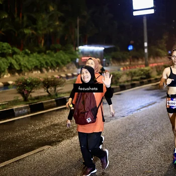 Runner Photo 7801338