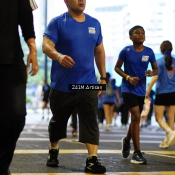 Runner Photo 7801341