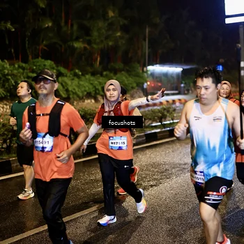 Runner Photo 7801356