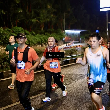 Runner Photo 7801363