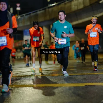 Runner Photo 7801369