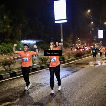 Runner Photo 7801398