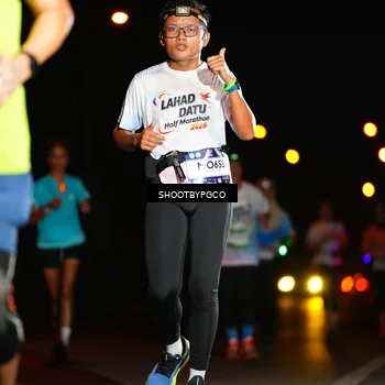 Runner Photo 7801401