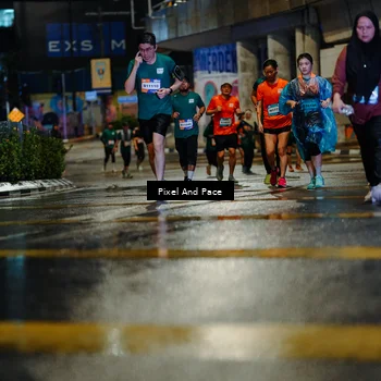 Runner Photo 7801414