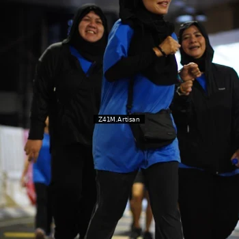 Runner Photo 7801415