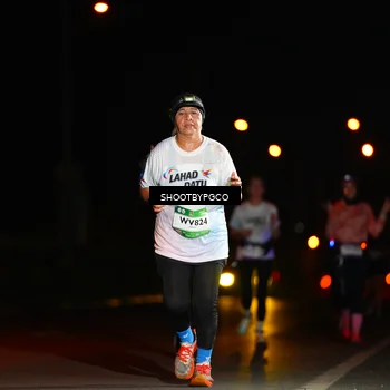 Runner Photo 7801425