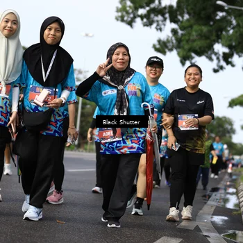 Runner Photo 7801433