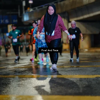 Runner Photo 7801452