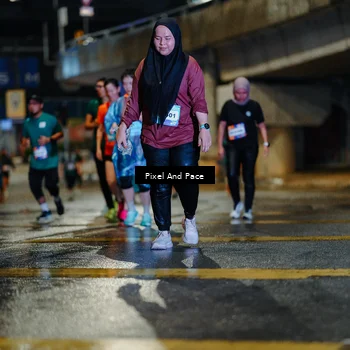 Runner Photo 7801464